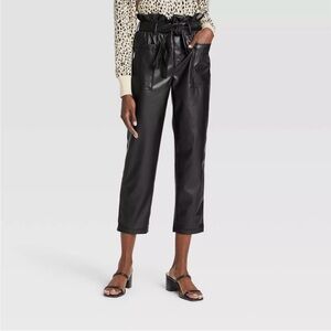 Who What Wear Women's Faux Leather Paper Bag Style Pants,Size 6,High Rise, Belt
